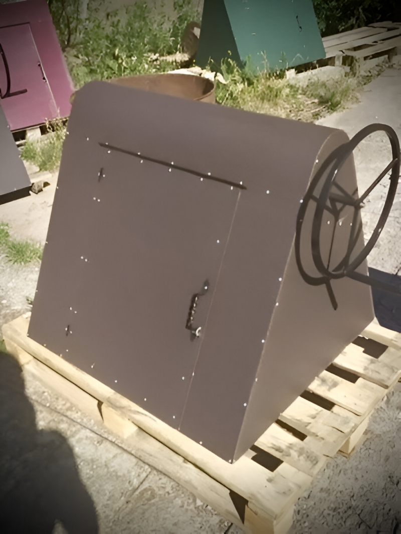 Крыша для колодца «АкваДах» коричневый, металлический защитный кожух с крышкой