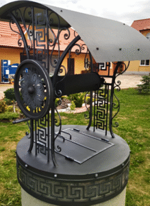 Декоративный колодец "Античный Рим" с орнаментом, серебряно-чёрный фото