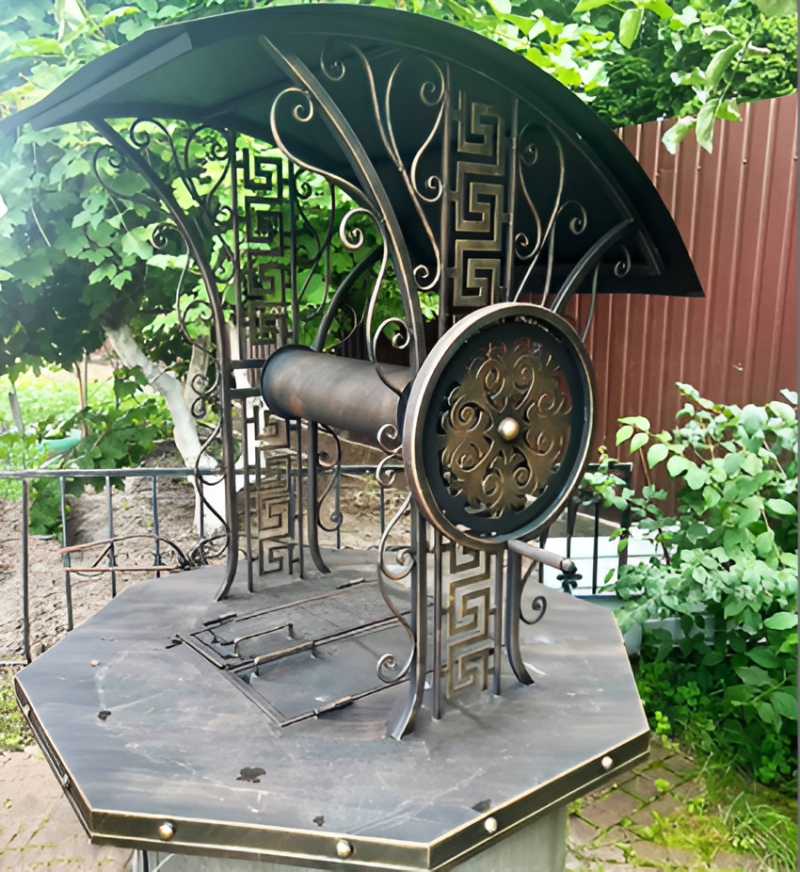 Декоративный металлический колодец “Античный Рим” – черный, бронза, золото, для сада и двора