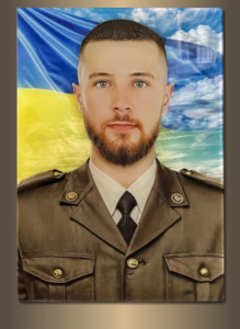 Фото на пам'ятник на склі - портрет на фотоскло для меморіальної таблички